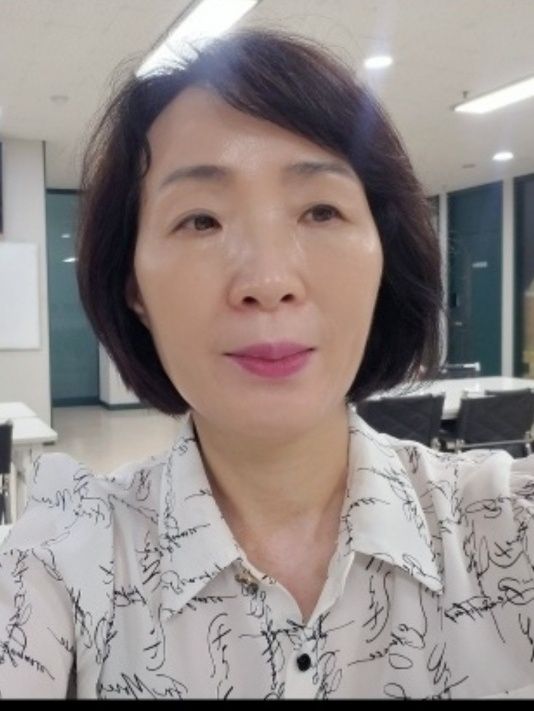 김효정 50대사진