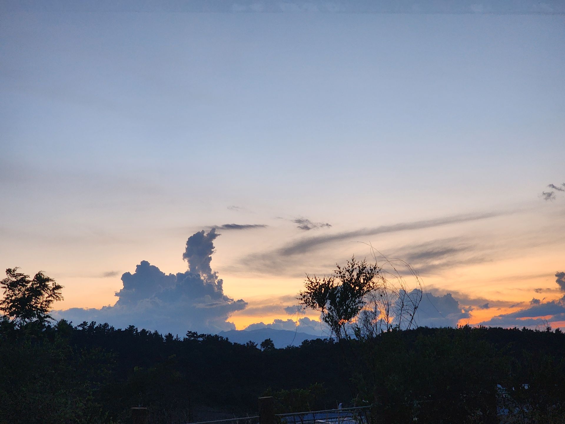서산에 해는지고